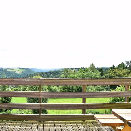 Stylish In Hastiere With Terrace 度假居 *